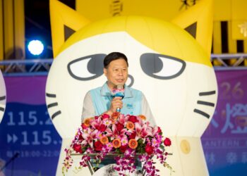 2026員林燈會暨元宵晚會  由「KMF極限火舞團」以震撼火舞開場