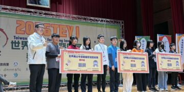 影音/原斗國中小開學雙喜臨門   從單車破風到科學奪金騎向世界舞台