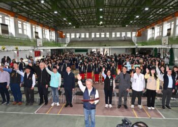 宜蘭縣友善校園週  縣長帶領宣誓拒絕短影音風險