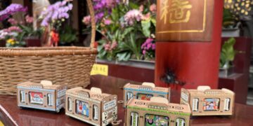 超級粉絲看過來!新北燈會「祈福列車」周邊加碼600份 11宮廟結緣品掀起收藏熱