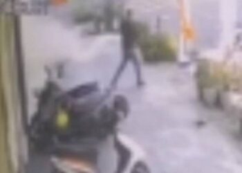 男子持滅火器隨意噴灑 鳳山分局查辦