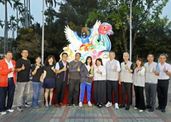 華商許彩韵蟬聯台灣燈會高中職組燈王 作品移師嘉義公園展出