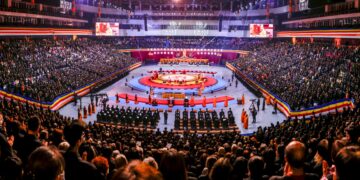 萬人齊聚小巨蛋皈依受戒　清淨善念祈願世界和平