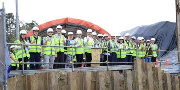 城市發展與安全並進　黃敏惠視察牛稠溪環快東段與後庄排水工程