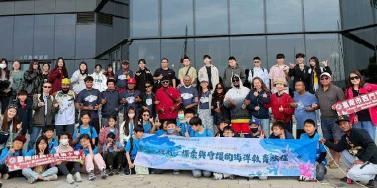 海委會舉辦6場次「無私分享號」海洋文化推廣活動 學生登船體驗航海生活 聆聽船員訴說家鄉島嶼故事