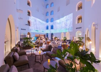 將捷金鬱金香酒店推八款全新限定調酒 在爵士音樂中享受春日微醺氛圍