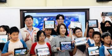 屏東推動AI素養教育　縣長攜手見證教育新里程碑