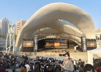 【成果亮、前景佳、金閃亮】柏文二十週年慶典《開春PARTY、金曲響宴》登場,驚艷台中