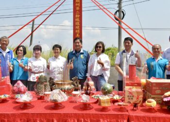 美濃獅子頭圳第二幹線綠美化工程動土 邱議瑩:打造日夜皆宜的水岸景觀