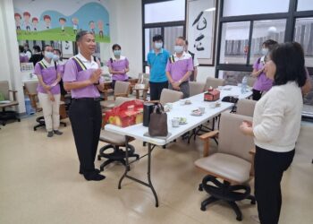 攜手精進長照服務   彰化榮家赴中區老人之家交流觀摩