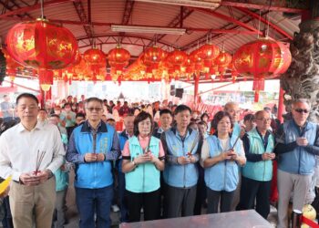 影音/2026「龍馬精神 田中齊騰」與神共舞好運來  民眾與神共舞擲骰拿紅包