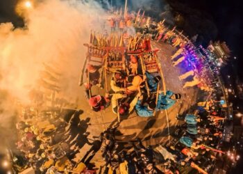 馬祖「擺暝文化季」熱鬧登場　元宵信仰文化點亮島嶼夜空