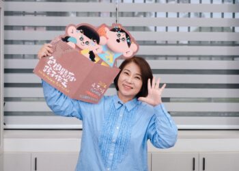 周縣長給孩子們專屬的兒童節邀請卡　4/3、4/4歡迎走進屏縣府參加紙箱派對