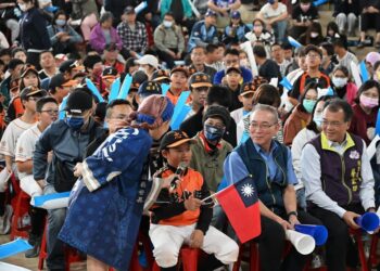 影音/展現彰化團結支持國家隊!世界棒球經典賽　彰縣府同步直播熱血登場