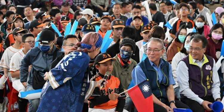 影音/展現彰化團結支持國家隊!世界棒球經典賽　彰縣府同步直播熱血登場