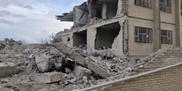 美伊戰爭第14天：德黑蘭火網密佈，中東強硬新領袖發出「最後通牒」