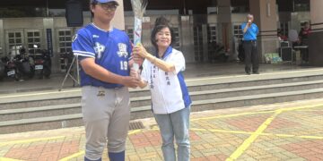 115全中運聖火抵南投！中興高中棒球隊熱情接引，497名健兒蓄勢待發