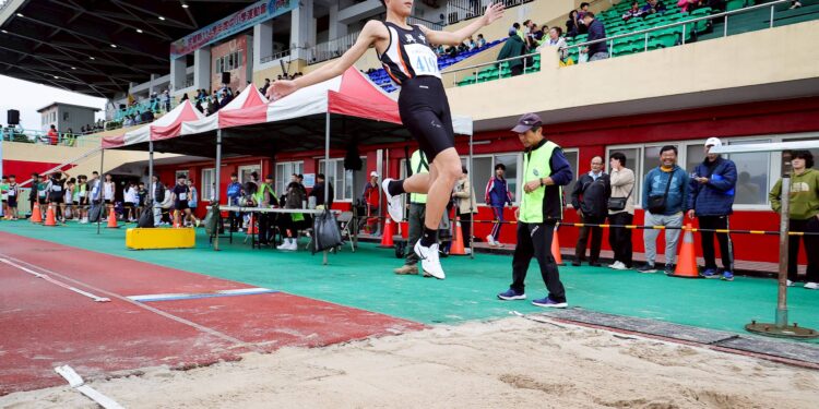宜蘭縣中小學運動會登場  2213位選手競逐16項競賽錦標