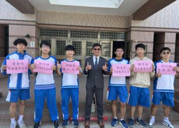 花蓮高中繁星推薦  締造62顆閃亮星星