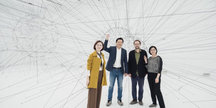 新美館周年鉅獻！國際大師薩拉切諾《共織宇宙》3/21 揭幕     展開半年藝術盛宴