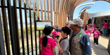 濕地變教室！雲嘉南四校 200 生接力「觀鳥小旅行」