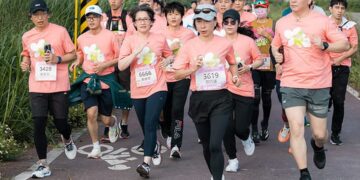 參加柚花路跑 蕭美琴跑完6公里賽程