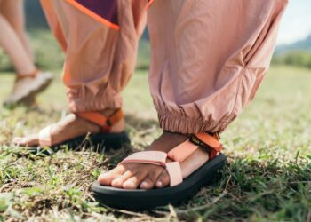 山野與城市都能駕馭 TEVA HURRICANE XLT3進化登場打造全地形機能腳感