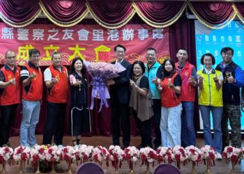 三地門鄉自小客車不明原因 自撞後摔落橋旁大排水溝暨里港警訊