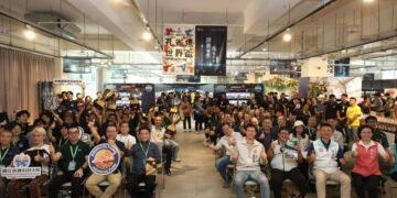 世界級孔雀魚世界盃 游進屏東農業物產館