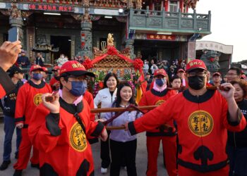 雲林五股開臺尊王過爐大典登場 百年香路傳承庄頭情誼