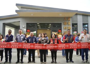 屏東縣里港鄉三廍村活動中心啟用　提供長輩運動與社區活動新場域