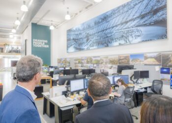 新北大巨蛋取經國際！侯友宜參訪 Populous 總部     汲取 MLB 球場設計經驗