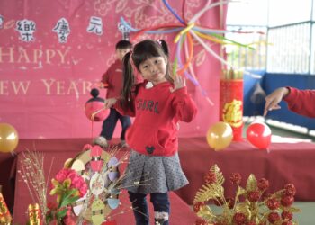 花蓮市幼慶元宵  學童燈籠走秀展創意