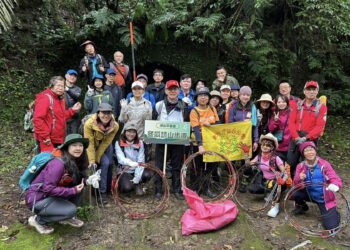天燈節後更美麗！新北觀旅局攜手山岳協會     號召百名志工以淨山實踐環境永續