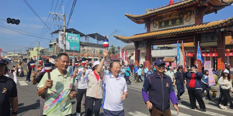 聖火引燃典禮   為第61屆六堆運動會揭開序幕