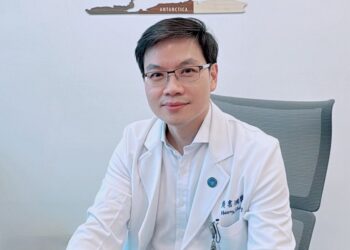 誤以為是甲溝炎竟藏「皮膚癌之冠」！ 高醫整外精準揪出「惡性黑色素瘤」 跨團隊守護化解致命危機