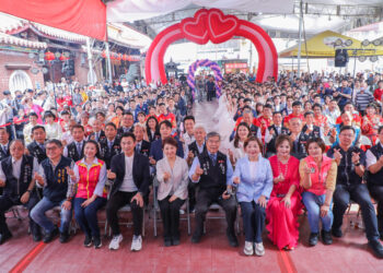 全台最靈神助攻！台中樂成宮第九屆集團婚禮 盧秀燕現身送祝福