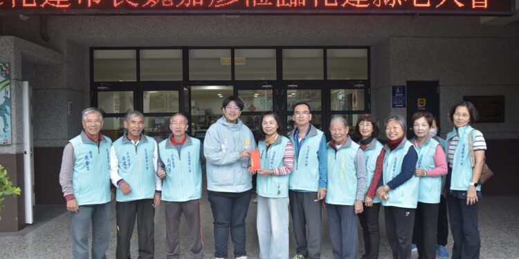 花蓮市福氣站陸續開站   魏嘉彥探視並贈加菜金