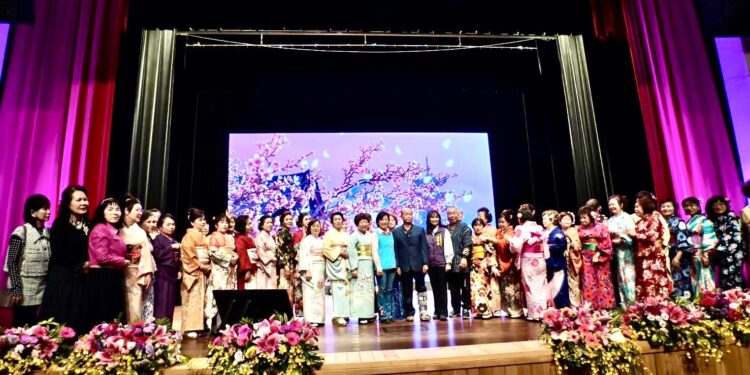 花蓮愛樂歌唱協會發表會  和服與歌喉同樣吸睛