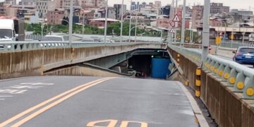 防患於未然！三鶯大橋環河路匝道陸閘 3/25 啟閉操練     確保防汛應變零時差