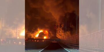 影音/以軍轟炸德黑蘭油庫 戰火轉向能源設施