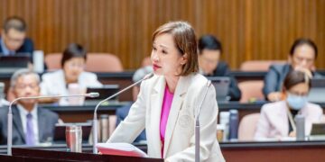 柯志恩首提『職場霸凌防治條例』護勞工尊嚴    打造高雄為反霸凌之都