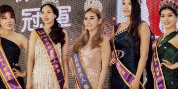 從網紅秀導到國際舞台　高雄之光羅嵐奪世界年度夫人冠軍