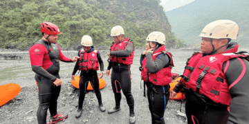 茂林風景區辦理「萬山漂漂河從業人員職前訓練」　4/23起展開為期一週專業訓