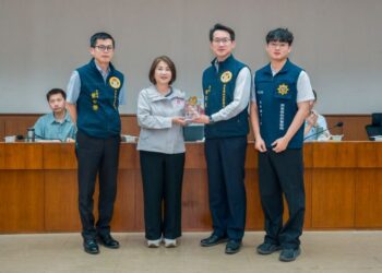 屏警4/13起同步啟動「闖紅燈違規取締專案」最高可罰5,400元暨縣警局訊