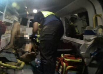 東港警點亮救命光　助農民送醫