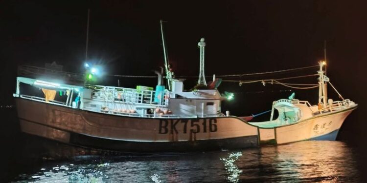 海巡署南部分署針對東港漁船　疑似「變更中國籍」一事說明