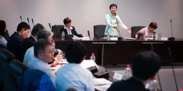 高鐵5G不「斷網」！　立委林岱樺強勢監督：2027全線優化、2028挑戰通訊「零死角」