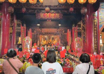 員林衡文宮玄天上帝壽誕  發放救濟金與獎學金彰顯神威