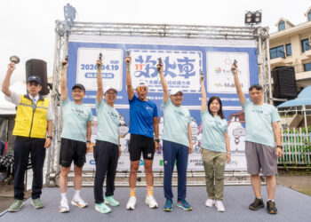 跨越十年再出發！新北鐵道馬拉松接力賽「1+1」精神     上千隊伍勇闖絕美山海線